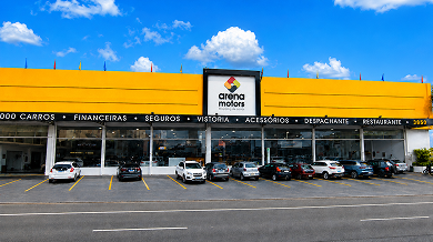 Fachada de uma unidade Arena Motors